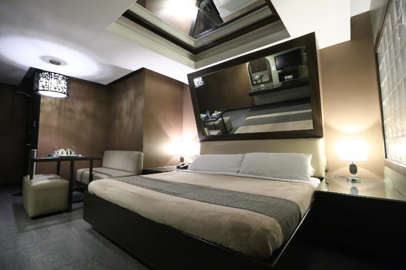 Victoria Court Suites Pasig المظهر الخارجي الصورة