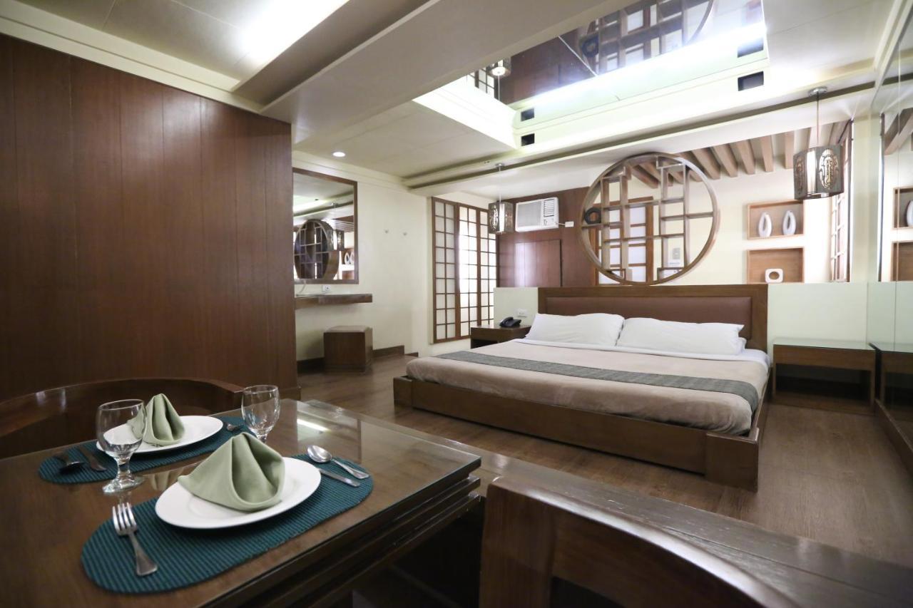 Victoria Court Suites Pasig المظهر الخارجي الصورة